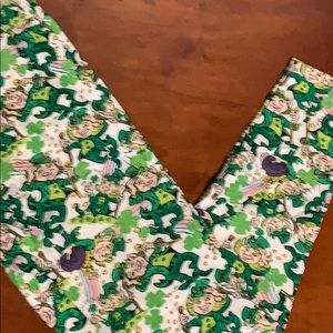 LuLaRoe St Patrick’s day leggings. 2019